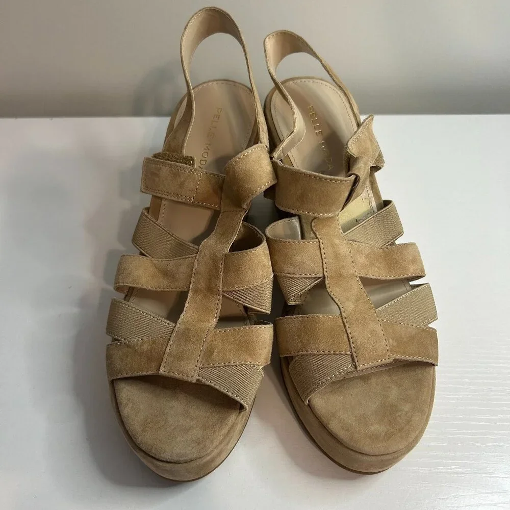 Pelle Moda Wiltz‎ Wedge, Tan 8.5
